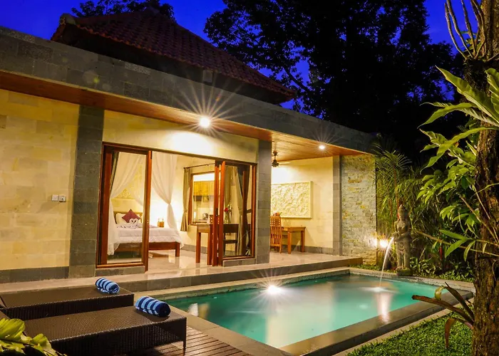 Jungle Paradise Villa *