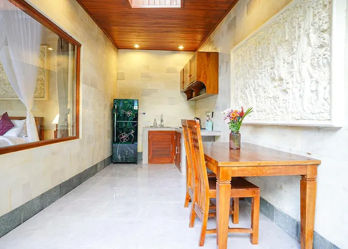Jungle Paradise Villa *